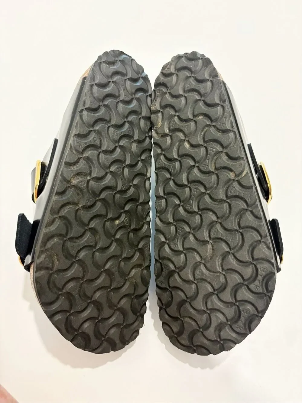 NWOT Birkenstock Arizona Big Buckle High Shine Sandals Black size 39 $175.00